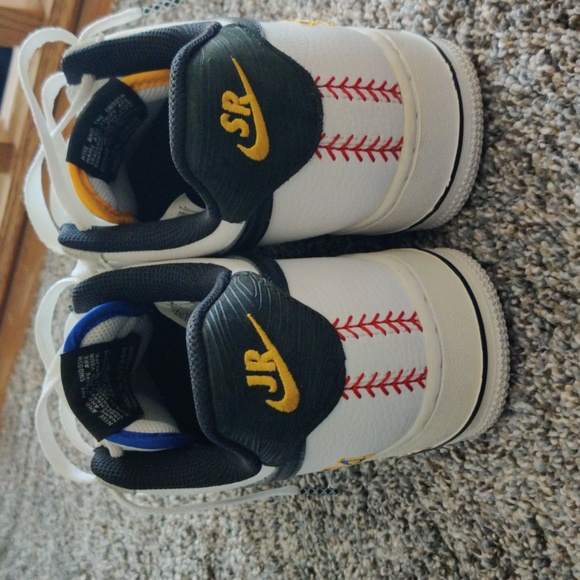 Nike Air Force 1 Low x Ken Griffey Jr - Picture 4 of 7